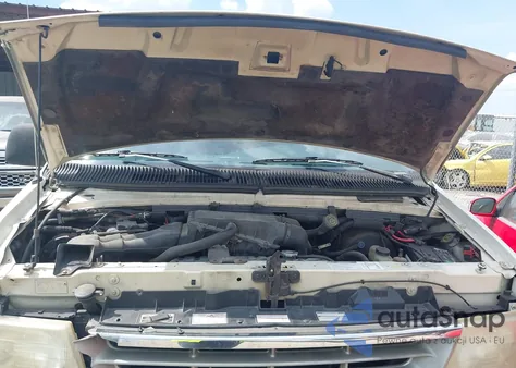 1992 Ford Econoline E150 from USA, damaged, VIN 1FMEE11Y7NHB60382